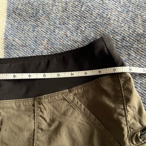 Triple Aught Design Women’s Shorts Size 14, great condition - Picture 2 of 8